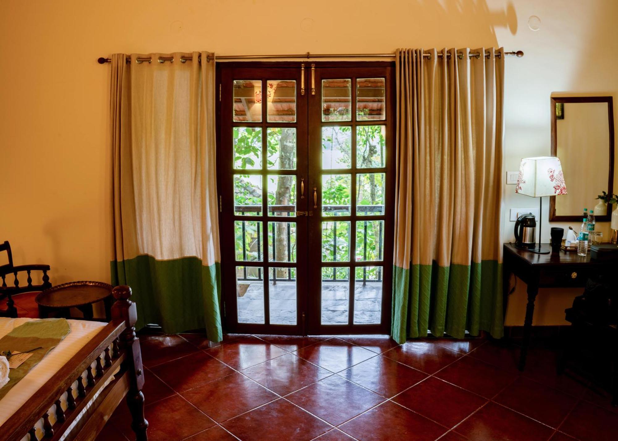 Raindrops Resorts Wayanad Sultan Bathery Buitenkant foto